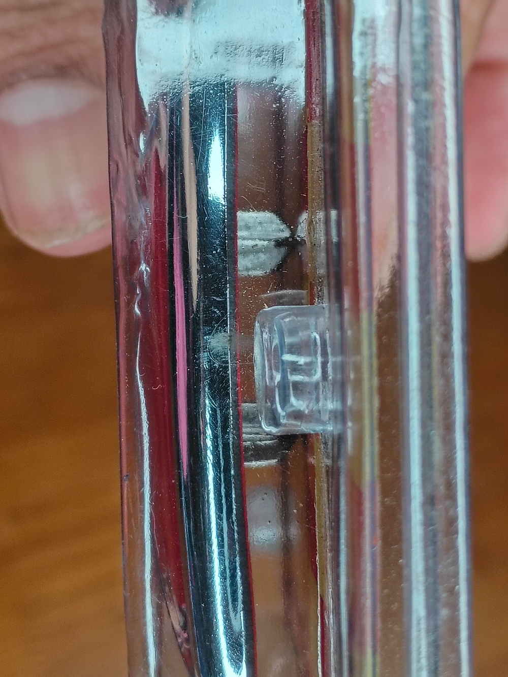 Red Chrome 'R' Emblem Badge - Picture 5 of 7
